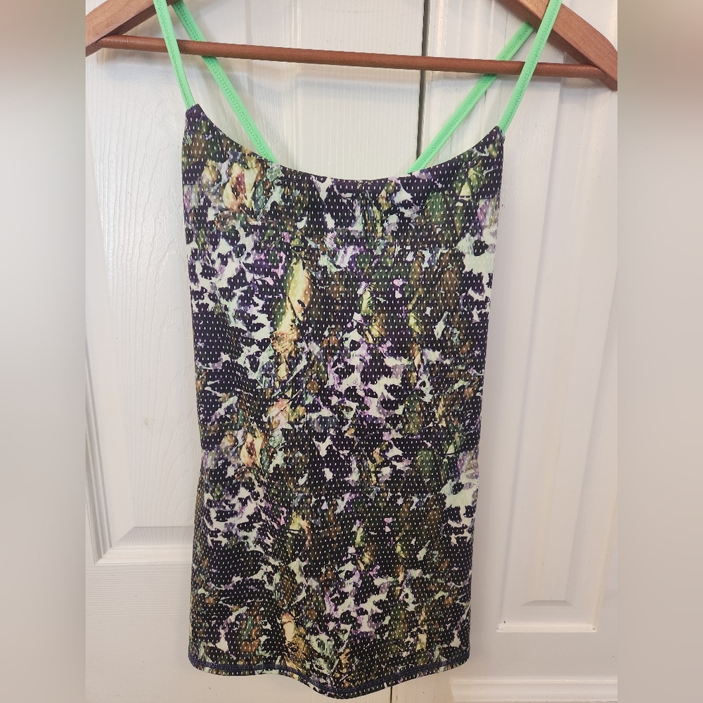 Lululemon Sports/ Yoga Tank Top
